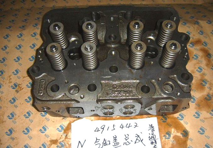 重慶康明斯NT855/NTA855/NTAA855發(fā)動(dòng)機(jī)氣缸蓋，缸蓋總成